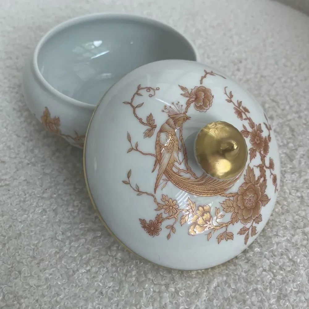 Vintage Limoges France porcelain Fine China Lidded Candy Dish 4” x 5”